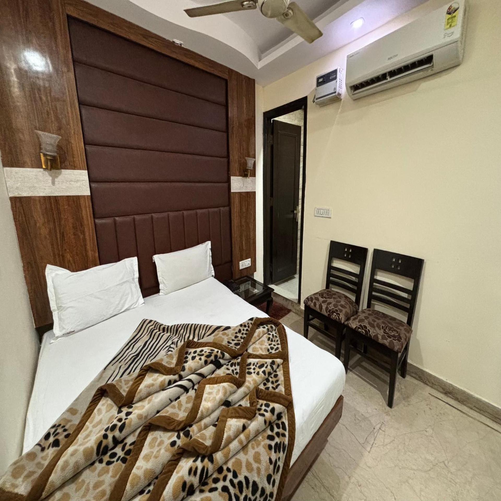 Hotel Pk International Near By New Delhi Station I Couple Friendly Camera foto