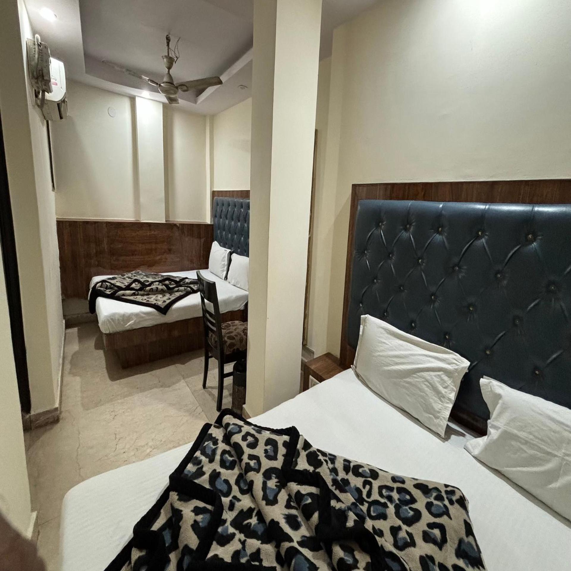 Hotel Pk International Near By New Delhi Station I Couple Friendly Camera foto
