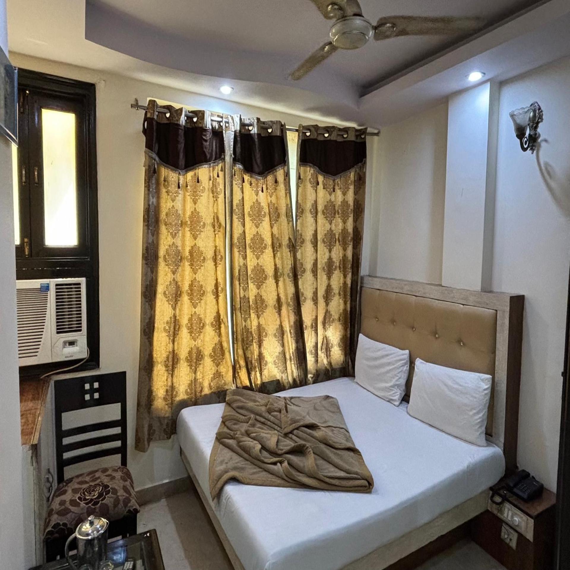 Hotel Pk International Near By New Delhi Station I Couple Friendly Camera foto